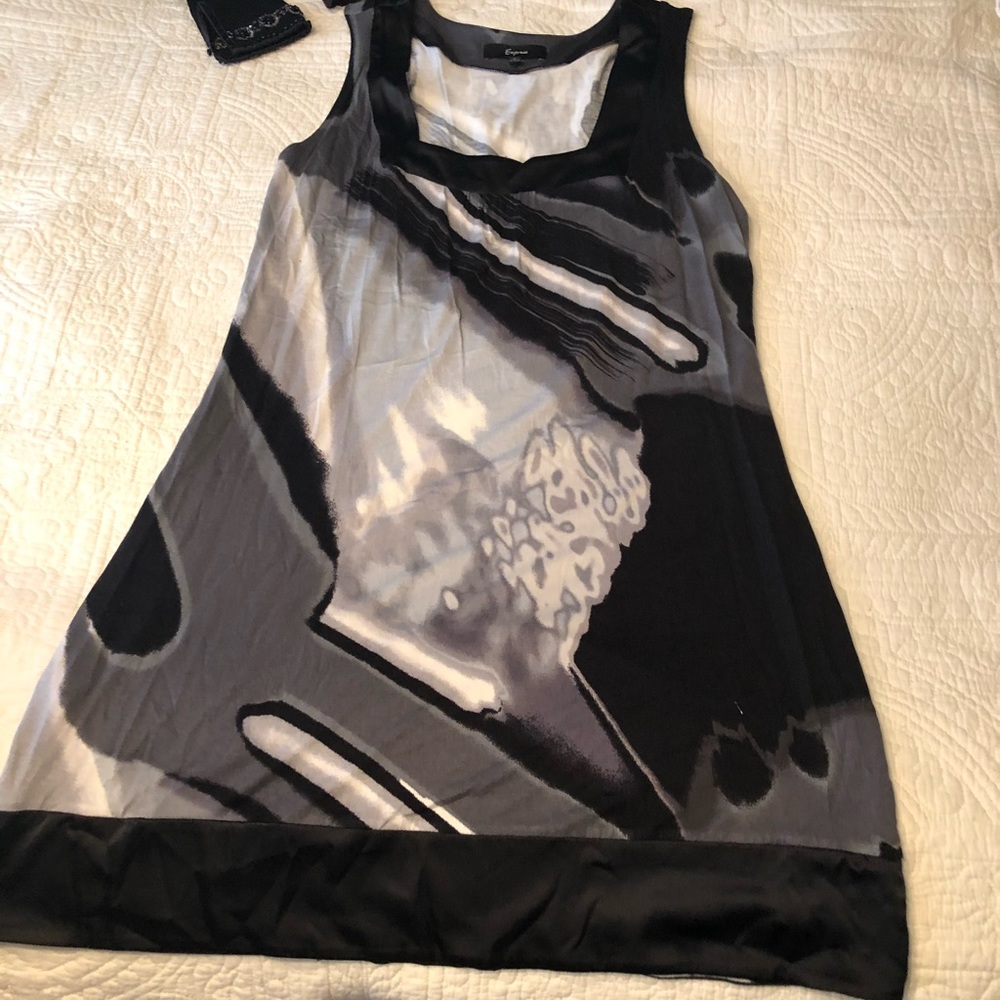 3 Summer Cute Dresses.. 1 with tags.. never worn